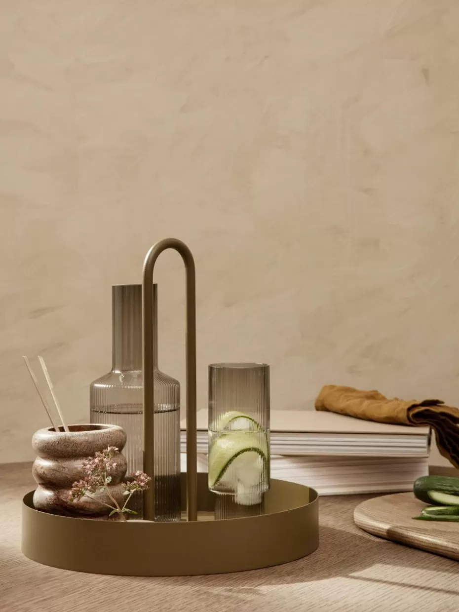 Dosen & Schmuckkästchen-ferm LIVING Aufbewahrungstablett Grib aus Metall Hellbeige