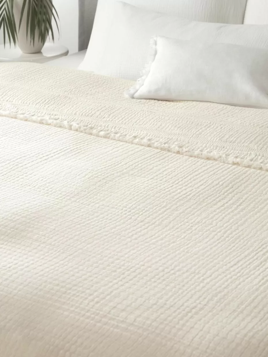 Tagesdecken & Bettüberwürfe-Westwing Collection Baumwoll-Tagesdecke Kailani mit Fransen Hellbeige