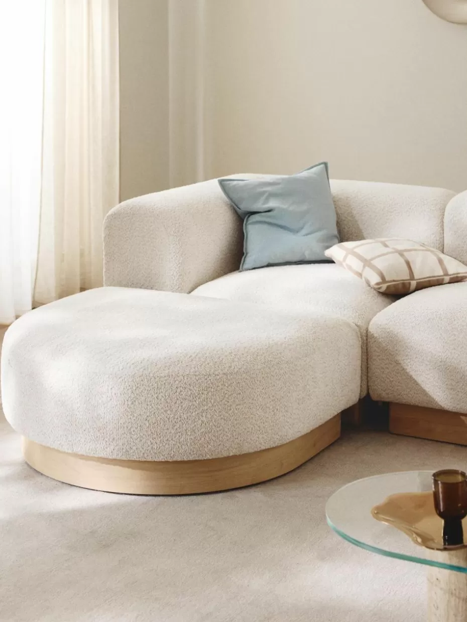 Sofas-Westwing Collection Eckmodul Natalie aus Teddy-Bouclé Teddy-Bouclé Off White, helles Buchenholz