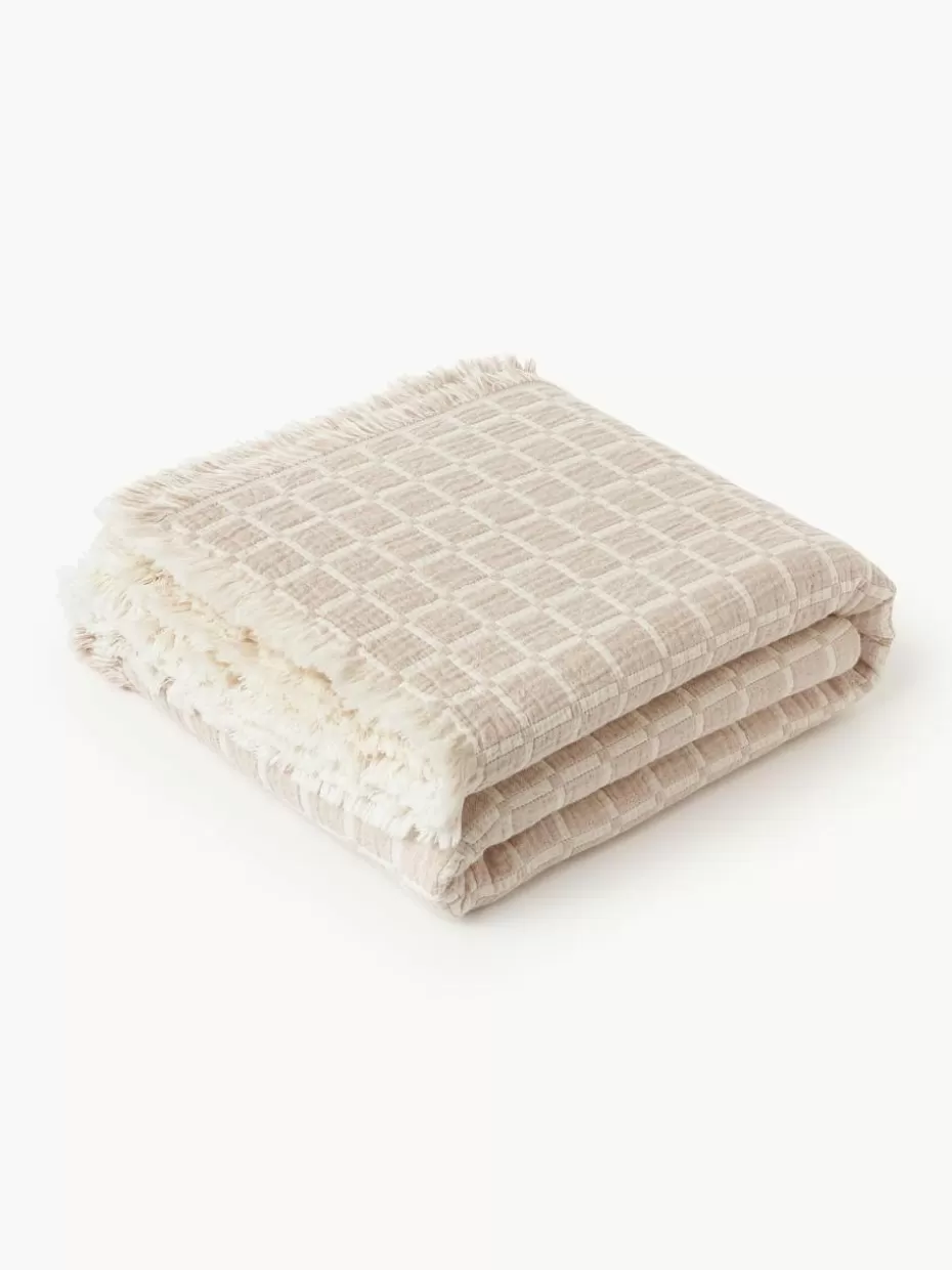 Tagesdecken & Bettüberwürfe-Westwing Collection Gewaschene Musselin-Tagesdecke Ronia mit Fransen Hellbeige, Off White