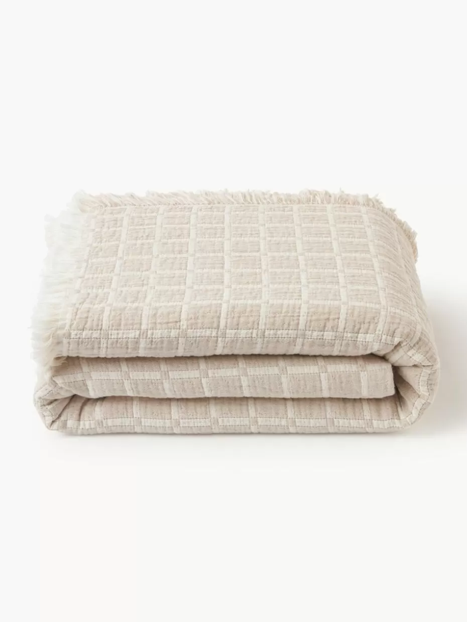 Tagesdecken & Bettüberwürfe-Westwing Collection Gewaschene Musselin-Tagesdecke Ronia mit Fransen Hellbeige, Off White