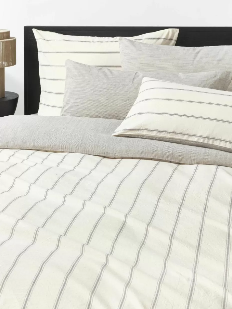 Bettwäsche-Westwing Collection Gewaschener Baumwoll-Bettdeckenbezug Caspian mit Streifen Greige, Off White