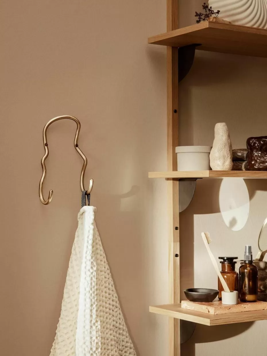 Garderoben-ferm LIVING Handgefertigter Messing-Wandhaken Curvature Messing, matt
