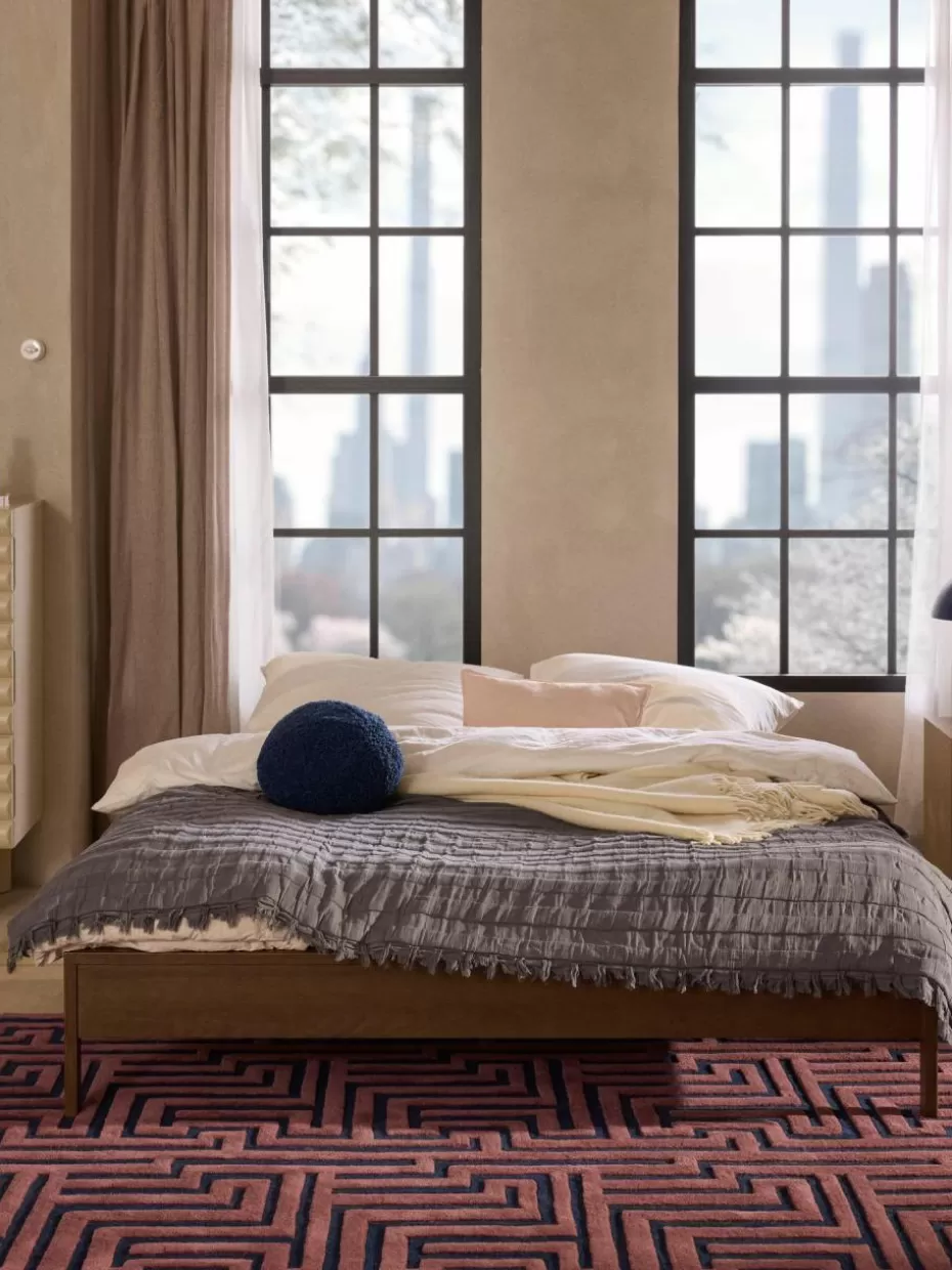 Betten-Westwing Collection Holzbett Tammy Walnussholz