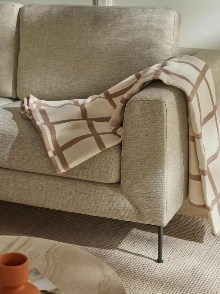 Decken & Plaids-Westwing Collection Karierte Kuscheldecke Edison mit Fransenabschluss Nougat, Cremeweiß