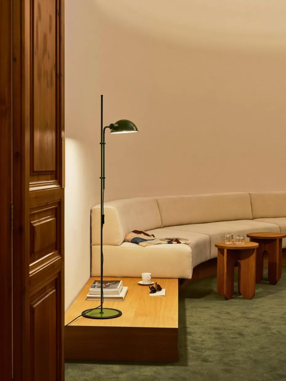 Leselampen-Marset Kleine Stehlampe Funiculí mit verstellbarem Lampenschirm Dunkelgrün, glänzend