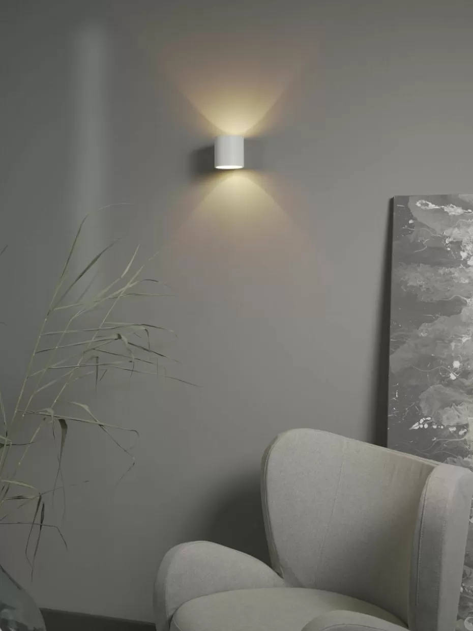 Up- & Downlights-Westwing Collection Kleine Wandleuchte Roda Weiß