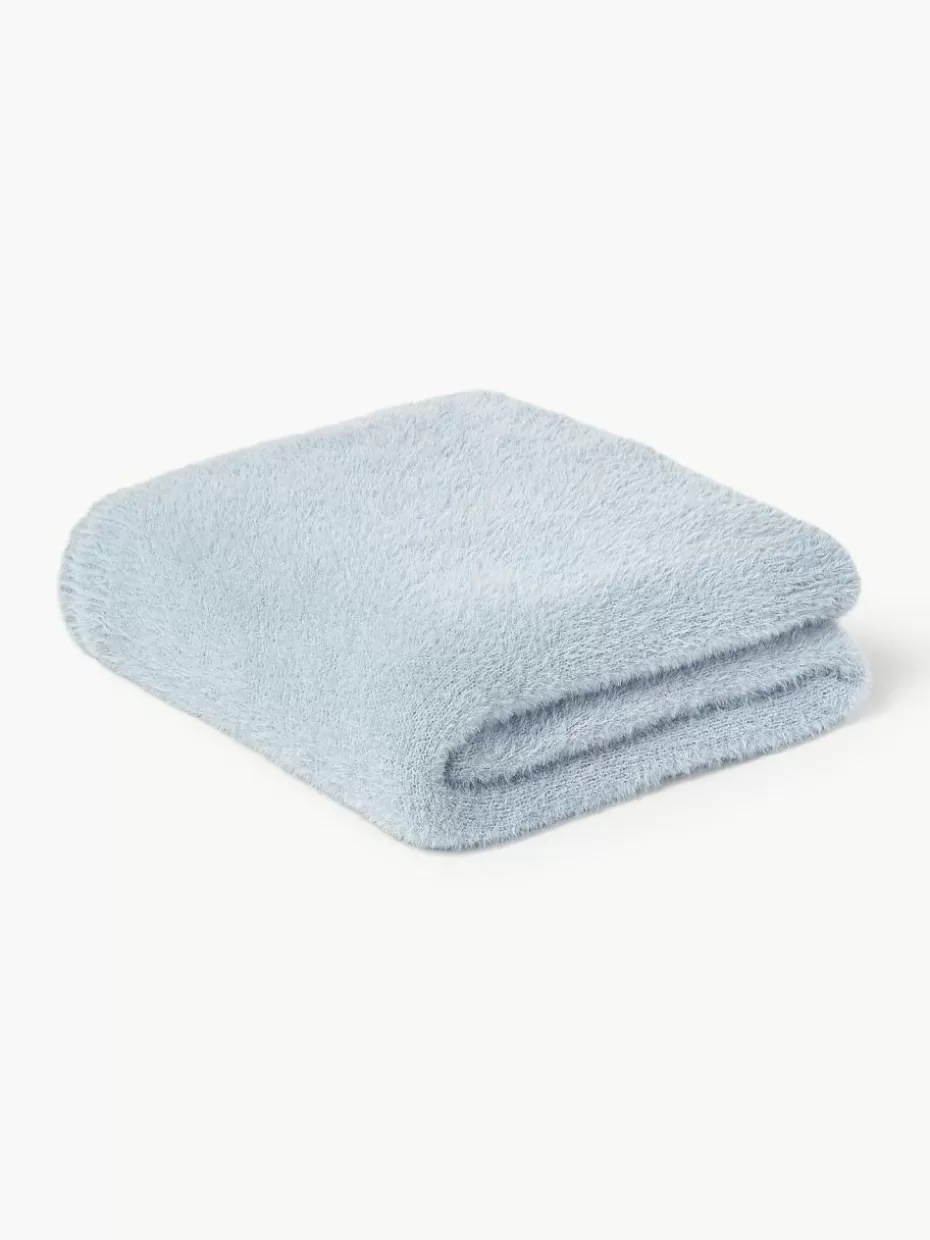Weihnachtliche Decken & Plaids | Decken & Plaids-Westwing Collection Kuscheldecke Vanja Hellblau