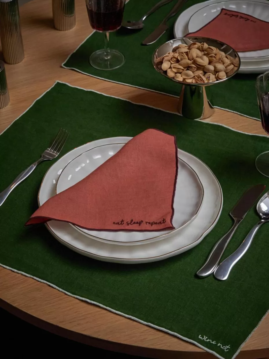 Weihnachtstischwäsche | Tischsets-Westwing Collection Leinen-Tischsets Cosmo mit Stickerei, 4 Stück Dunkelgrün