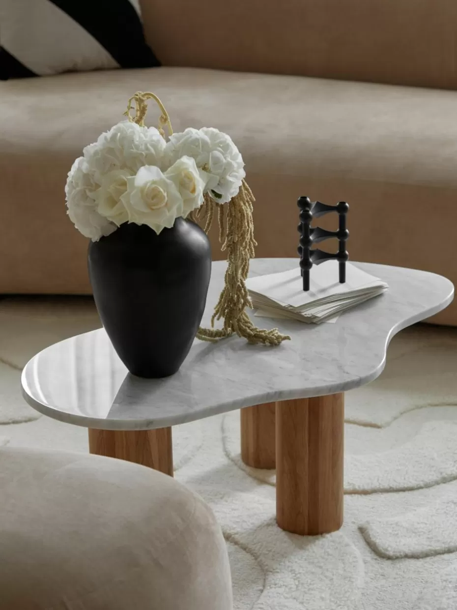 Couchtische-Westwing Collection Marmor-Couchtisch Naruto in organischer Form