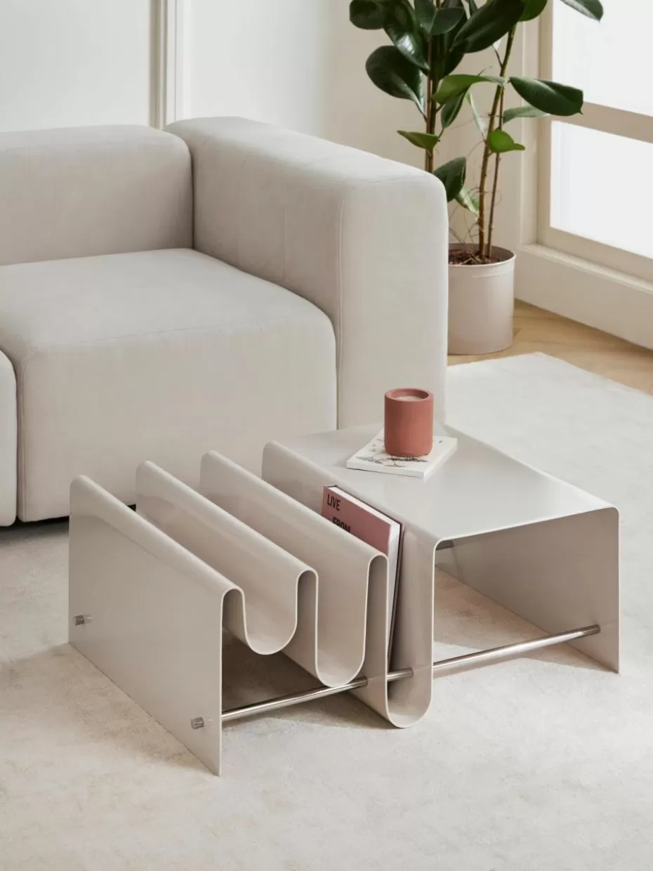Couchtische-Westwing Collection Metall-Couchtisch Julia mit Zeitschriftenablage