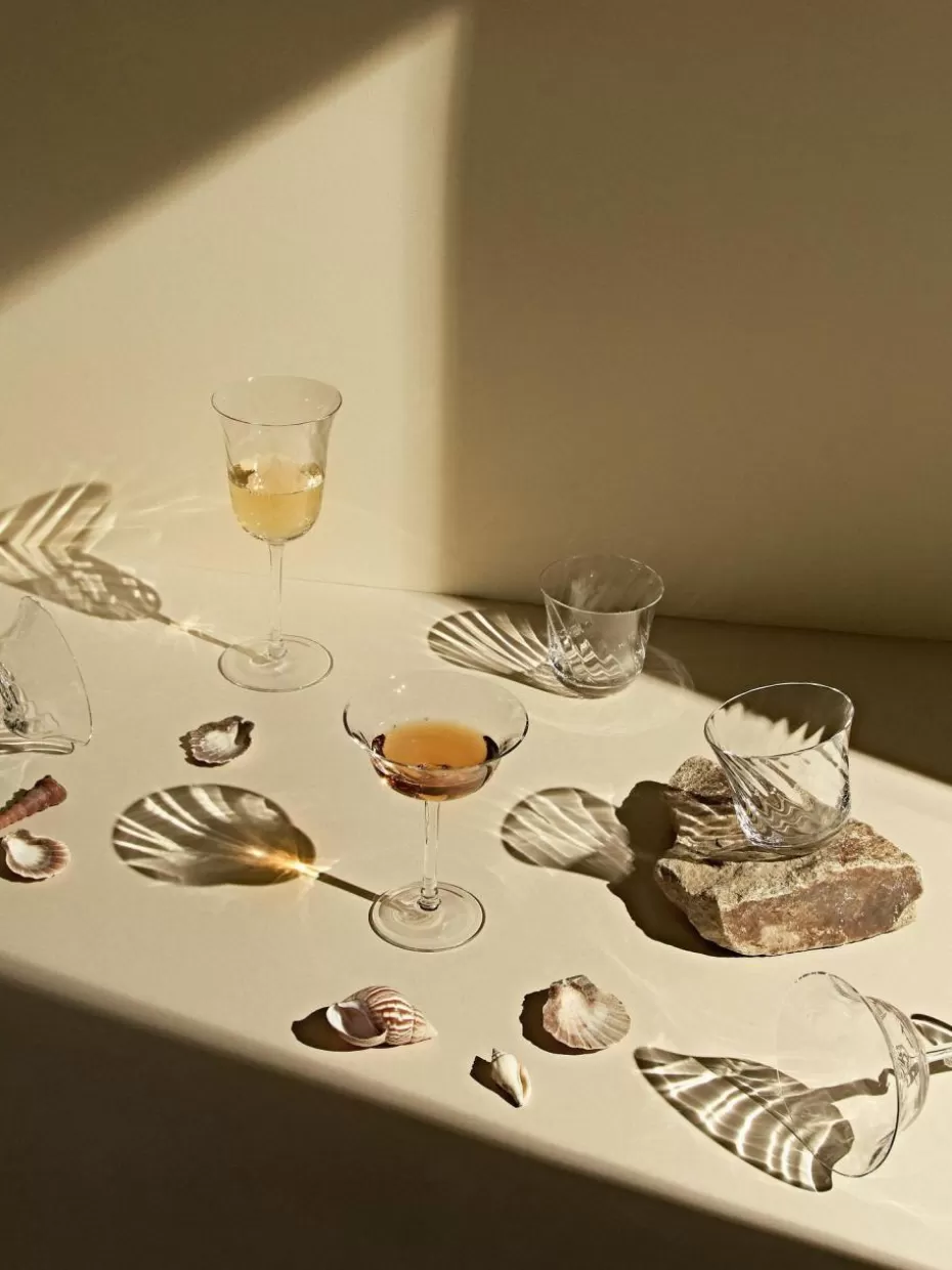 Weihnachtsgeschirr | Romantische Details-Westwing Collection Mundgeblasene Champagnerschalen Swirl, 4 Stück