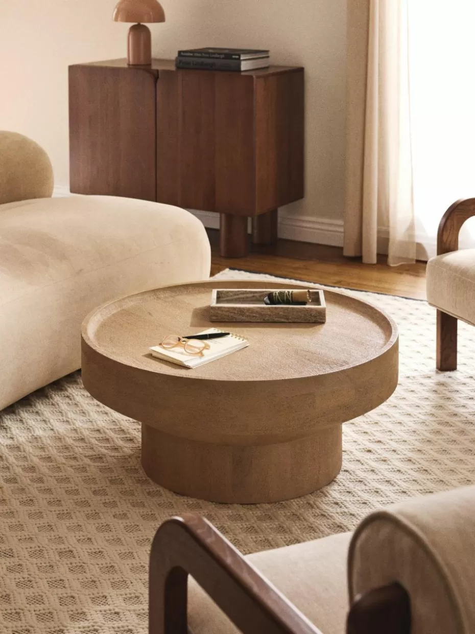 Couchtische-Westwing Collection Runder Couchtisch Benno aus Mangoholz Mangoholz, hell lackiert