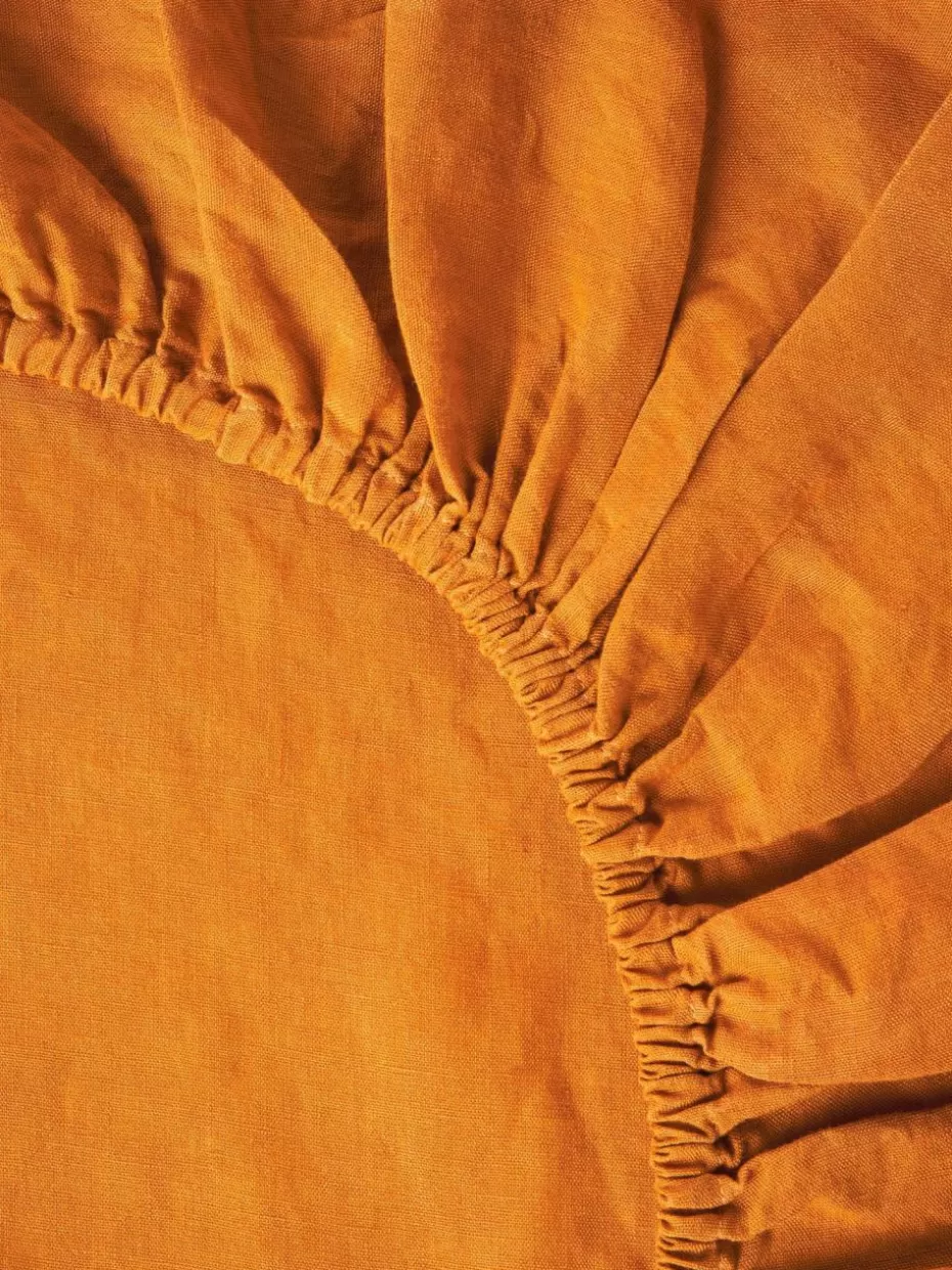 Spannbettlaken-Westwing Collection Spannbettlaken Airy, gewaschenes Leinen Orange